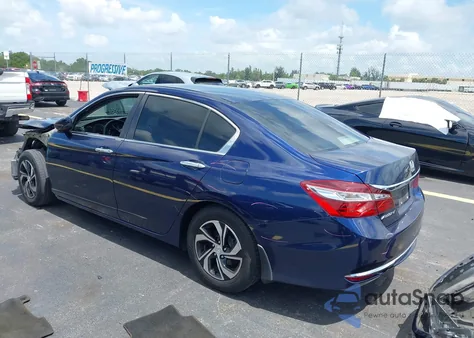 2017 Honda Accord Lx z USA, uszkodzony, nr VIN 1HGCR2F30HA246523
